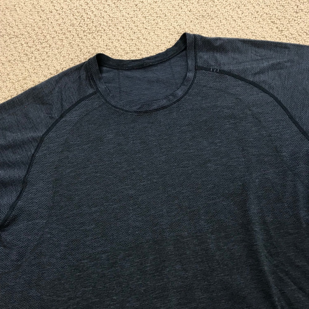 Lululemon Metal Vent Tech Short Sleeve Shirt XXL Navy Blue Heather Training Tee